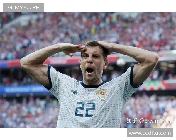 韩国人猜猜看这位足球球星是谁他在场上的表现令人惊叹